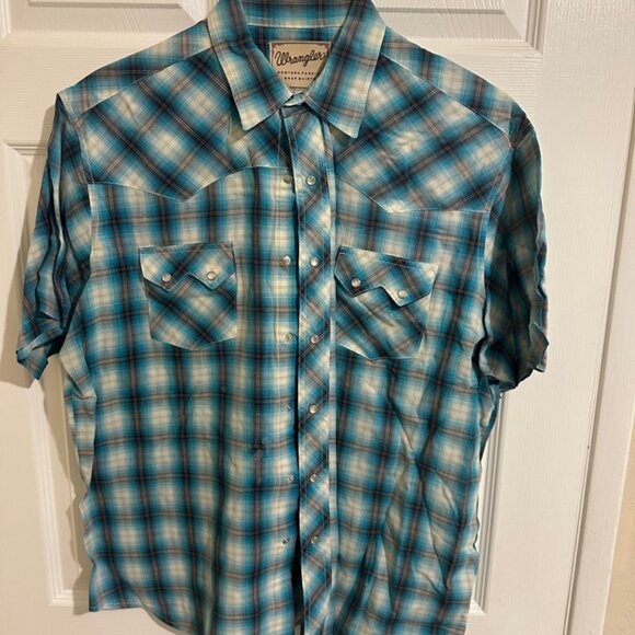 Wrangler Western Wear button down Short sleeve shirt Size M - Picture 1 of 2